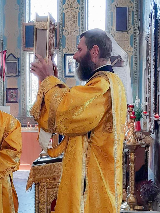 День пам'яті великомученика та цілителя Пантелеймона (Вечірнє богослужіння, ФОТО) | Фото 8