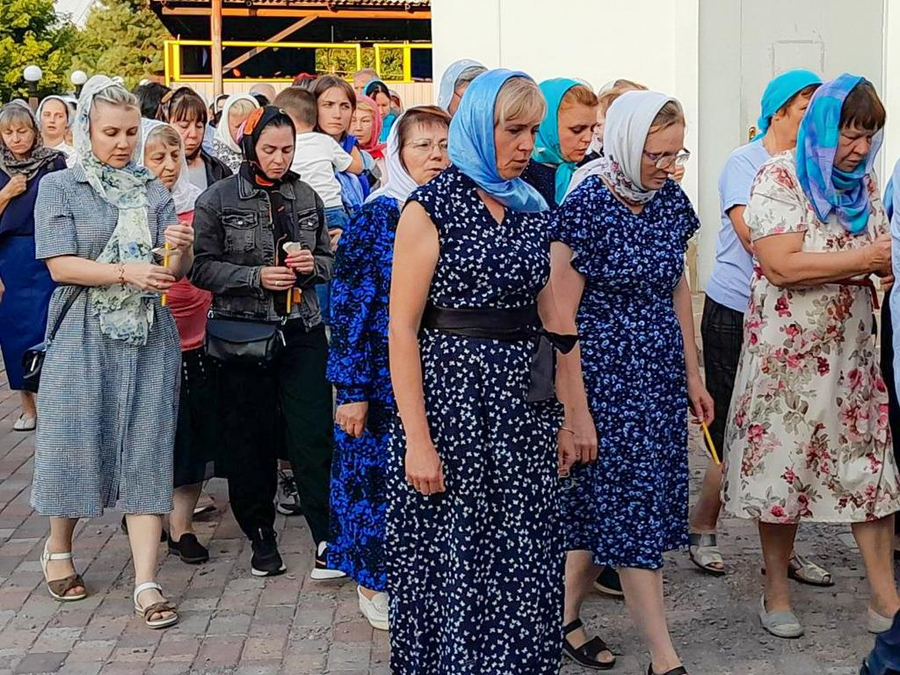 Вечірня свята Успіння Пресвятої Богородиці (ФОТО) | Фото 26