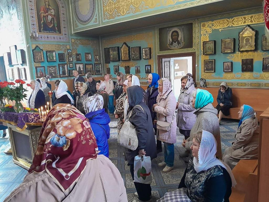 Молебень в день пам'яти святих мучениць Віри, Надії, Любові та матері їхньої Софії (ФОТО) | Фото 12