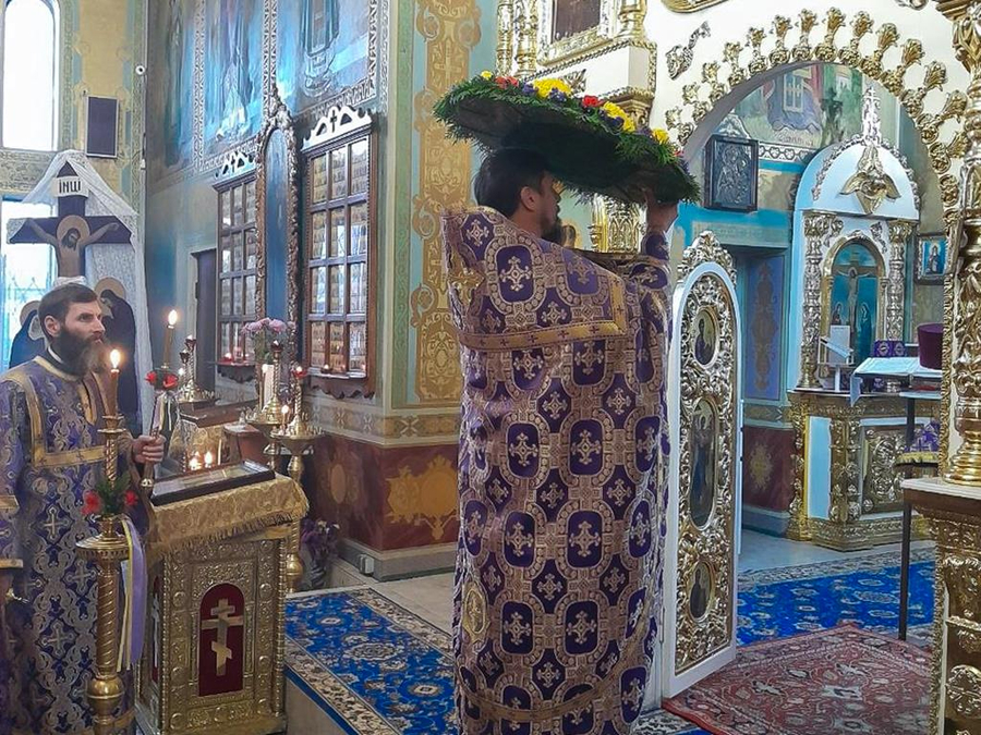 Воздвиження Чесного і Животворящого Хреста Господнього (Вечірнє богослужіння, ФОТО) | Фото 16