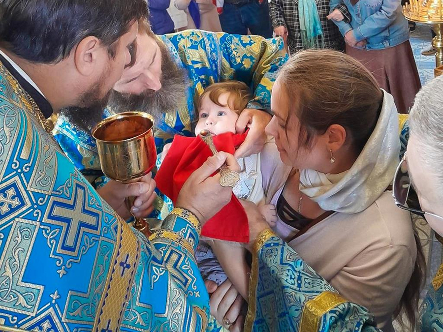Різдво Пресвятої Владичиці нашої Богородиці і Приснодіви Марії (ФОТО) | Фото 19