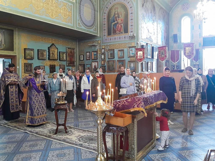 Воздвиження Чесного і Животворящого Хреста Господнього (Вечірнє богослужіння, ФОТО) | Фото 10